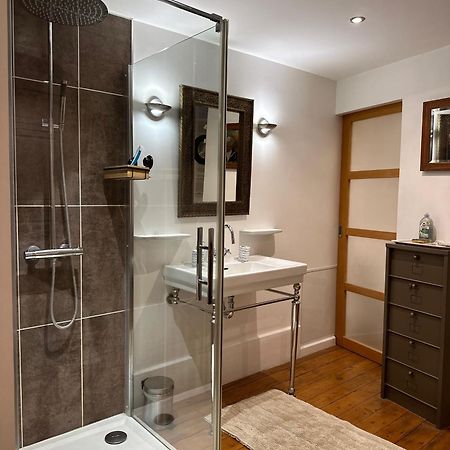 Chambre De Charme Au Coeur Du Vieux Valence - Confort & Calme Dış mekan fotoğraf